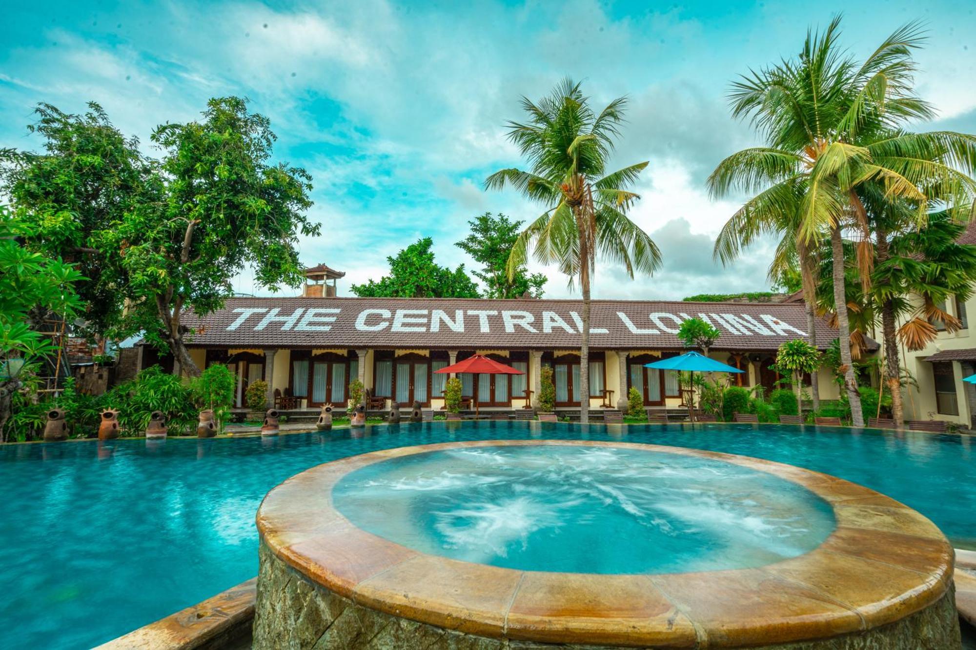 The Central Lovina Hotel & Restaurant Exterior photo